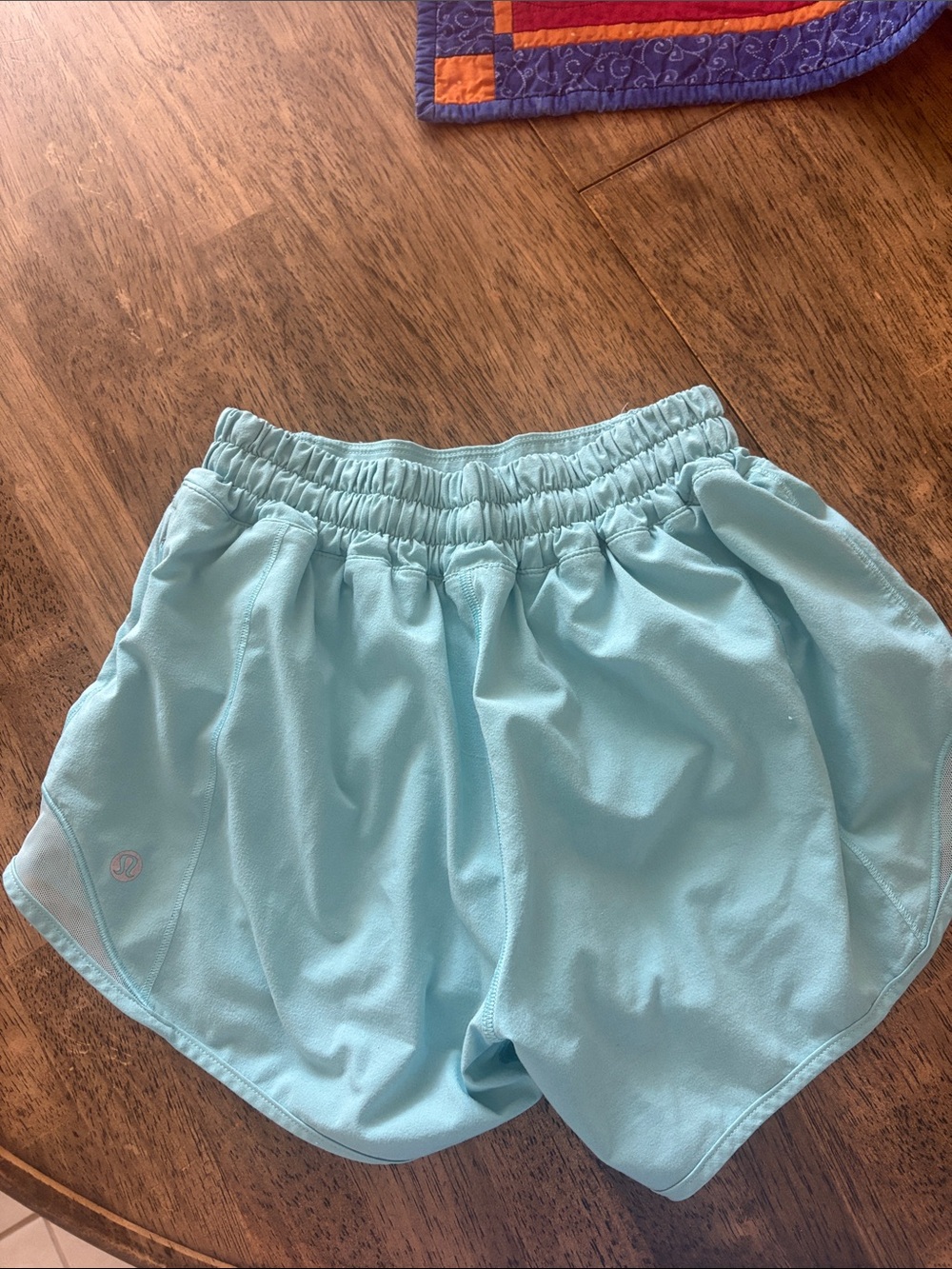 lululemon athletica Aqua Blue Women's Performance Shorts - Picture 2 of 2